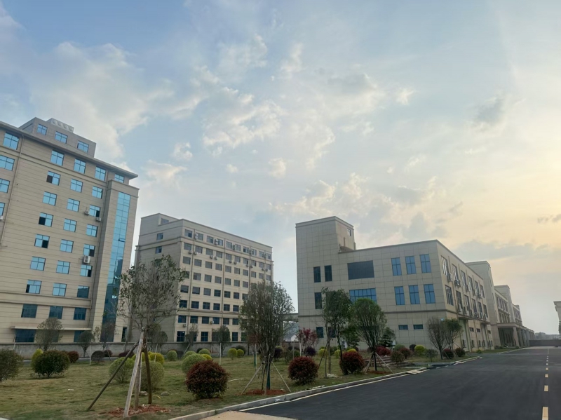 醫藥科技產業園區5萬㎡現代化廠房（辦公樓+宿舍+食堂+廠房+倉庫）可整租、分租，租金5元/㎡/月起