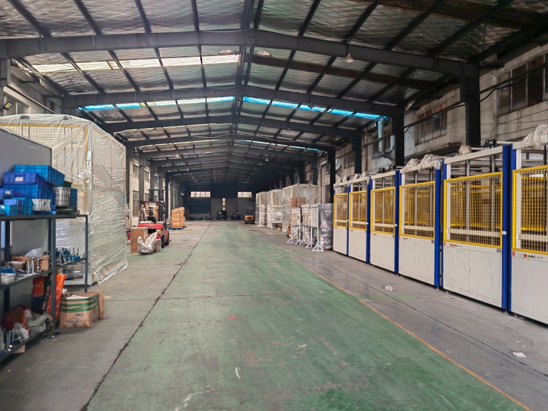 鵝湖鎮廠房招租1200-3200平方，鋼筋混凝土以及鋼結構車間，可分租可整租房東直租，無中介轉讓費