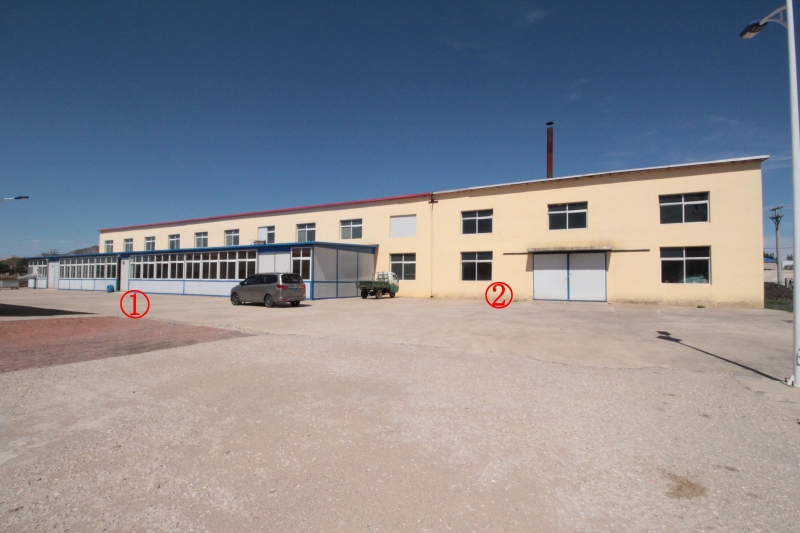 遼寧朝陽21000平廠房場地出租出售，水電齊全，臨近高速口，可多方式參與。